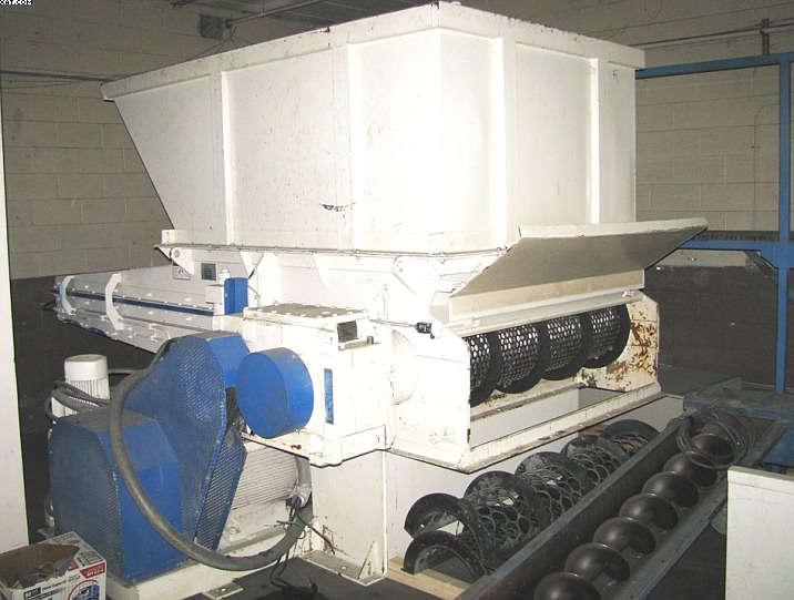 VECOPLAN Model RG 62/125 Shredder,